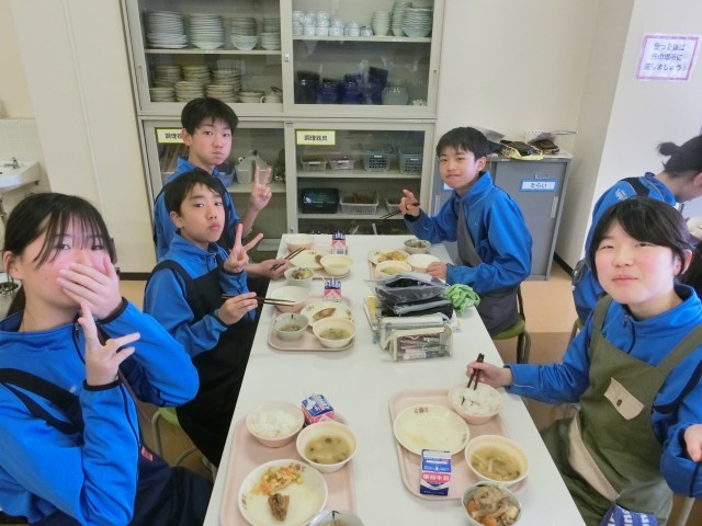 https://hashimoto.schoolweb.ne.jp/hashimoto21/blog_img/232238054?tm=20250311132507