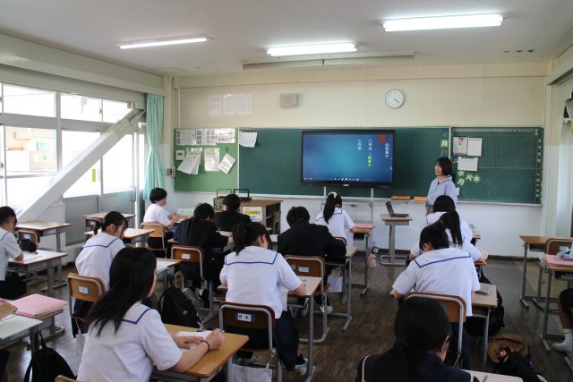 国語の補習の様子