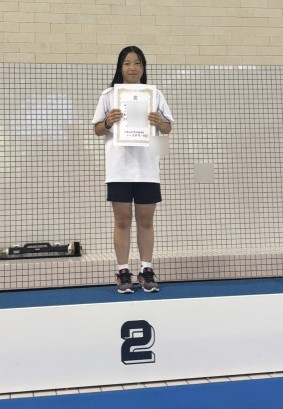 女子個人メドレー400ｍ第2位
